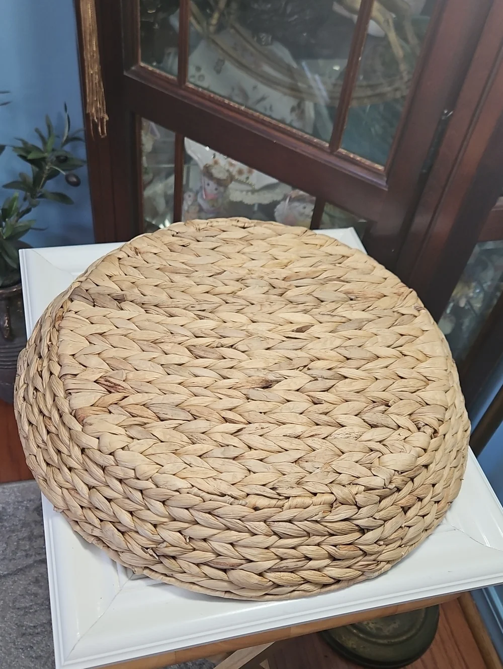 Natural Braided Seagrass Decorative Round Tray - Home Accents